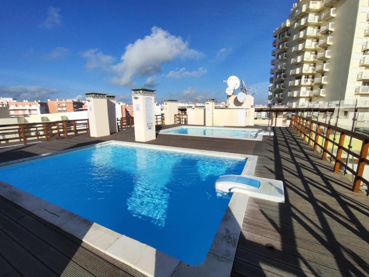 Armacao De Pera Ocean Terrace With Pool By Homing Apartment Bagian luar foto