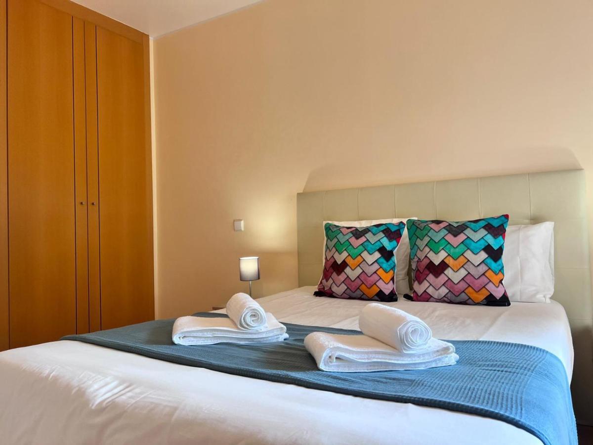 Armacao De Pera Ocean Terrace With Pool By Homing Apartment Bagian luar foto