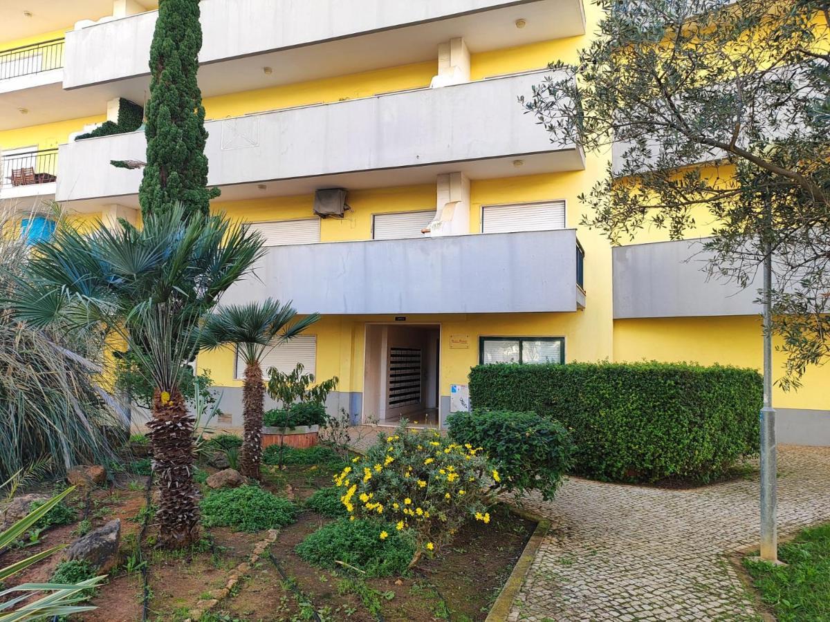 Armacao De Pera Ocean Terrace With Pool By Homing Apartment Bagian luar foto