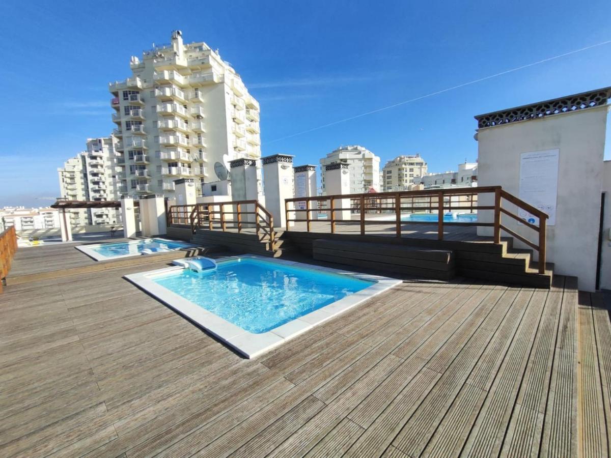 Armacao De Pera Ocean Terrace With Pool By Homing Apartment Bagian luar foto