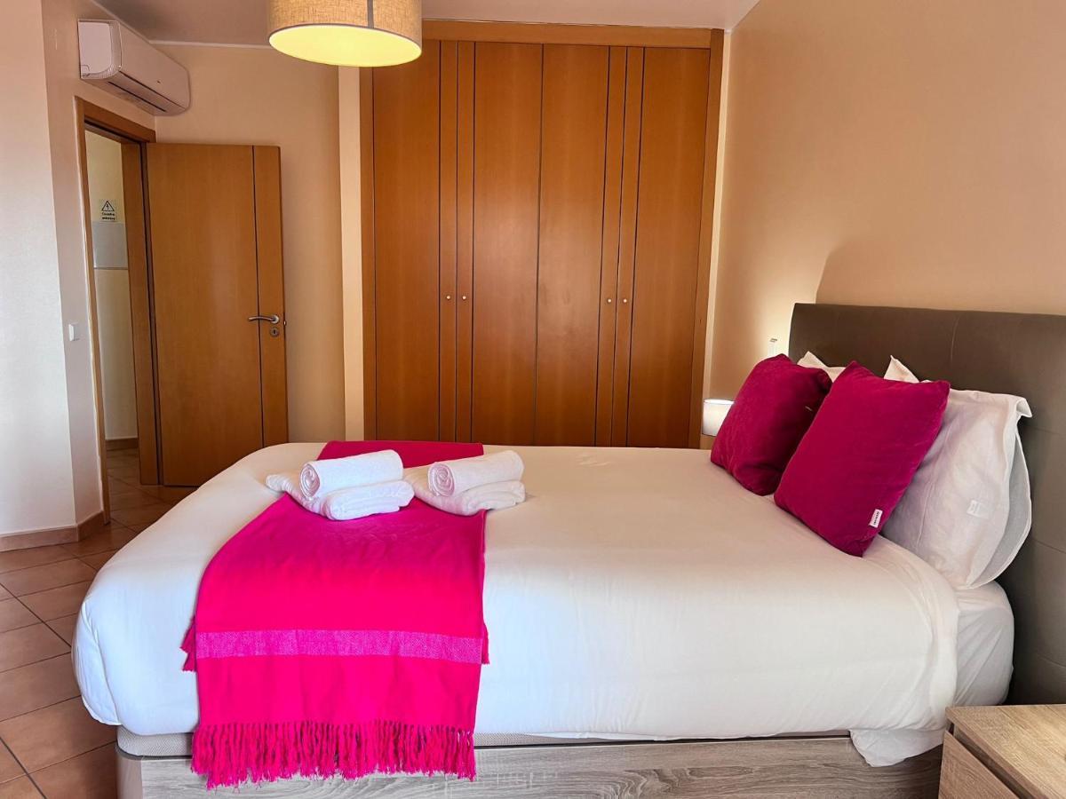 Armacao De Pera Ocean Terrace With Pool By Homing Apartment Bagian luar foto