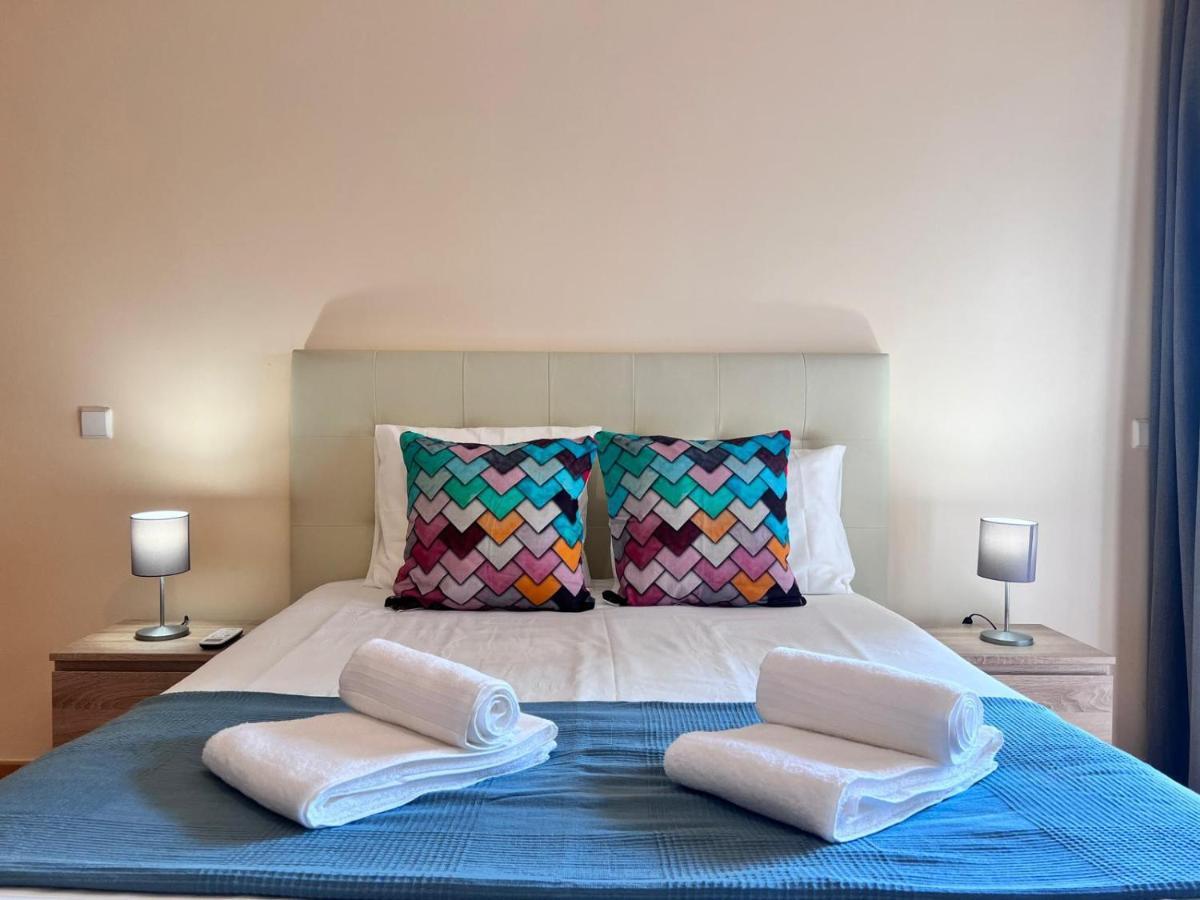 Armacao De Pera Ocean Terrace With Pool By Homing Apartment Bagian luar foto