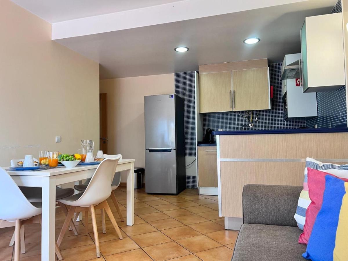 Armacao De Pera Ocean Terrace With Pool By Homing Apartment Bagian luar foto